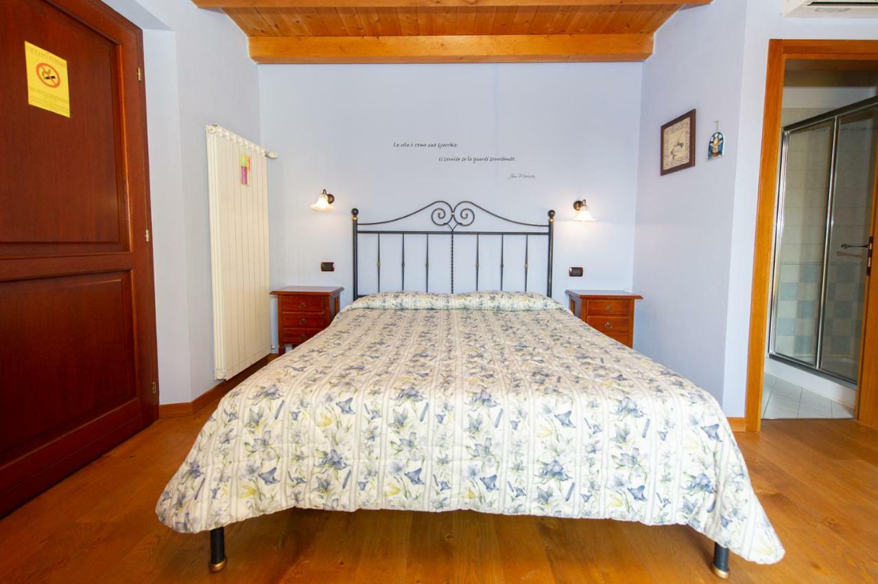 Agriturismo Lis Rosis Medea Luaran gambar
