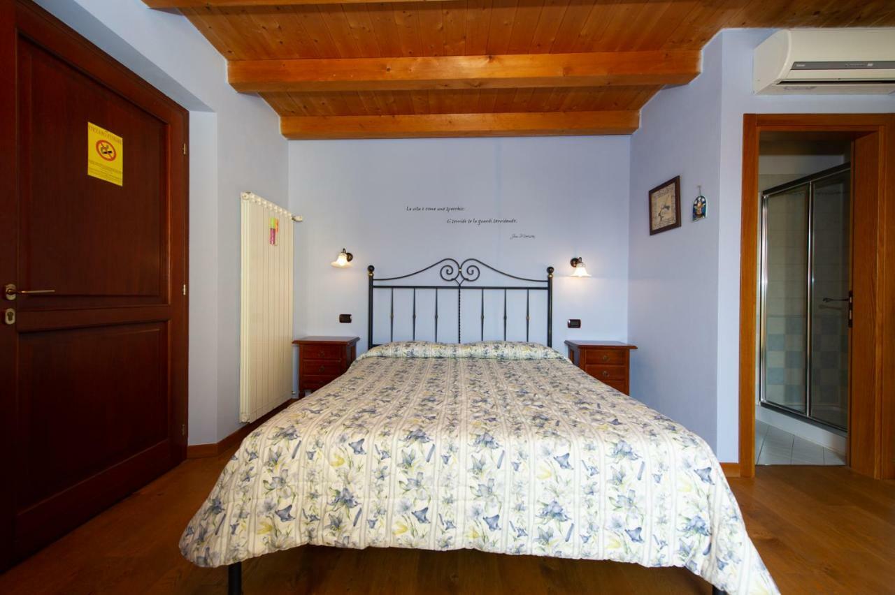 Agriturismo Lis Rosis Medea Luaran gambar